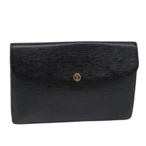 Pre-owned Leather clutches