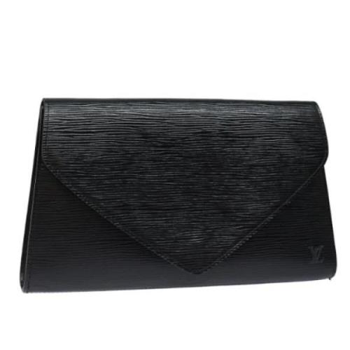 Pre-owned Leather clutches