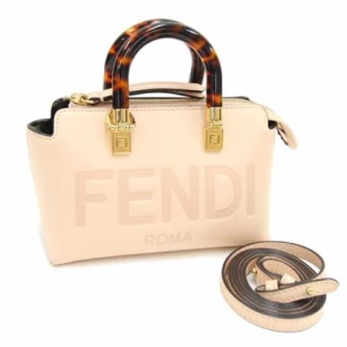 Pre-owned Leather fendi-bags