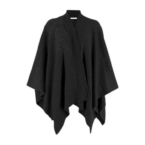 Blomsterapplikasjon Strikket Poncho Cape