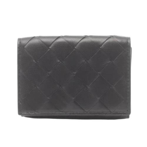 Pre-owned Leather wallets