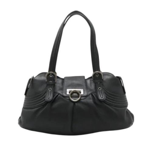 Pre-owned Leather handbags