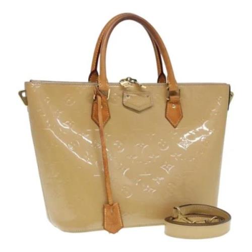 Pre-owned Leather handbags