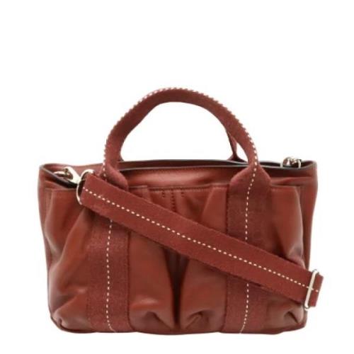 Pre-owned Leather handbags