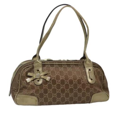 Pre-owned Canvas handbags