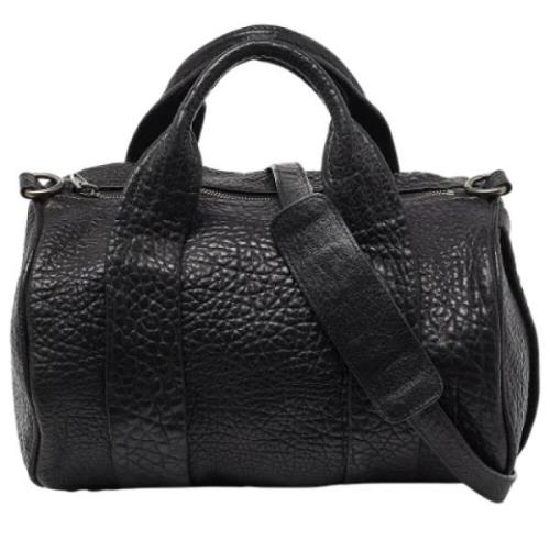 Pre-owned Leather handbags