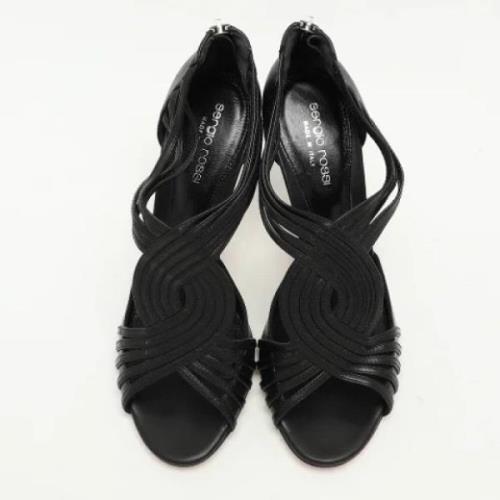 Pre-owned Leather sandals