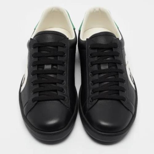 Pre-owned Leather sneakers