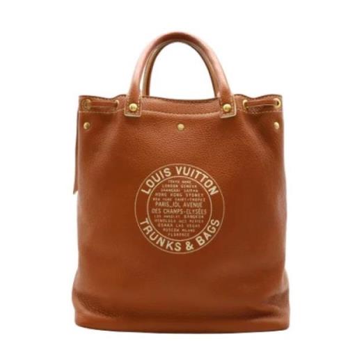 Pre-owned Leather totes