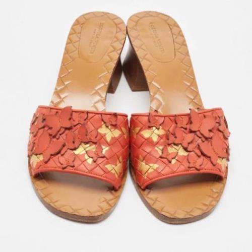 Pre-owned Leather sandals