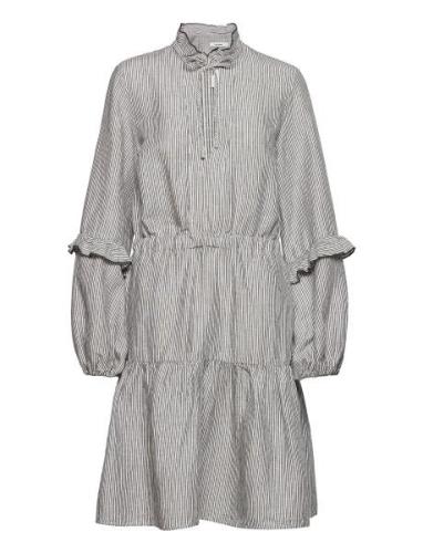 Diora Dress Grey IVY OAK