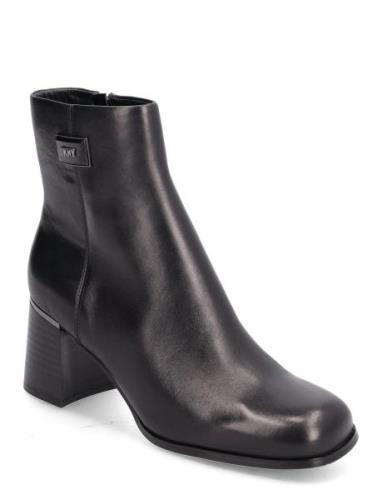 Ranya - Ankle Bootie Black DKNY