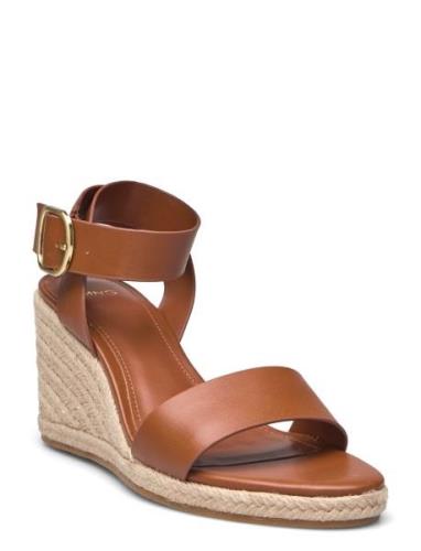 Wedge Buckle Sandals Brown Mango