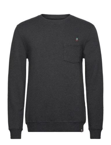 Regular Crewneck Black Revolution