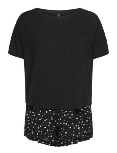 Pj Short Loosefit Flowers Black Hunkemöller