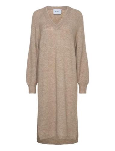 Filina V- Neck Knit Dress Knelang Kjole Beige Minus