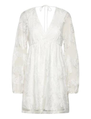 Floral Loose Fit Mini Dress Kort Kjole White Gina Tricot