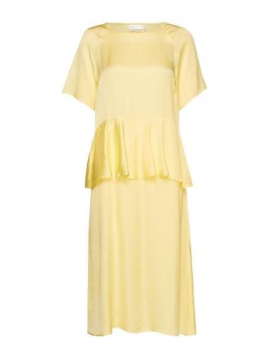 Iw50 23 Turlingtoniw Dress Knelang Kjole Yellow InWear