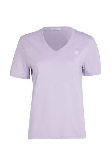 Ck Embro Badge V-Neck Tee Tops T-shirts & Tops Short-sleeved Purple Ca...