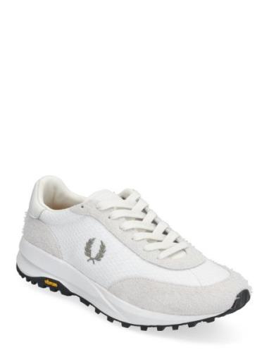 B800 Mesh/Hairy Suede Lave Sneakers White Fred Perry