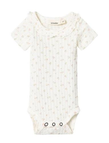 Nbfhulla Ss Slim Body Lil Bodies Short-sleeved Cream Lil'Atelier