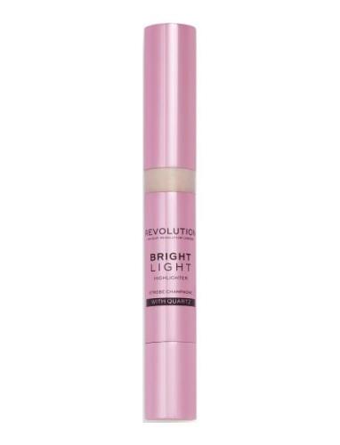 Revolution Bright Light Highlighter Strobe Champagne Highlighter Conto...