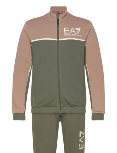 Tracksuit Tops Sweat-shirts & Hoodies Fleeces & Midlayers Green EA7