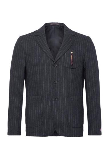 Relaxed 3-Button Wool-Blend Pinstripe Blazer Suits & Blazers Blazers S...