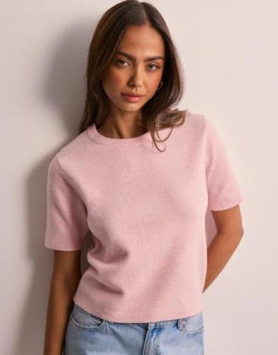 Nelly - Rosa - Short Sleeve Knit Top