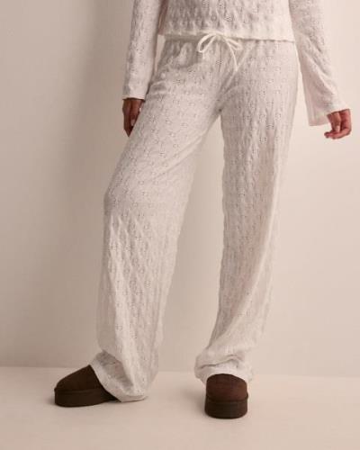 Nelly - Hvit - Cute Broderie Chill Pants