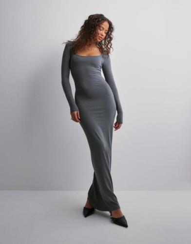 Nelly - Grå - Slim Long Sleeve Dress