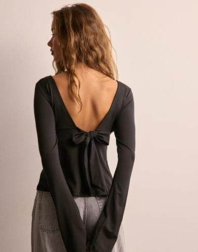 Nelly - Svart - Tie Back LS Top