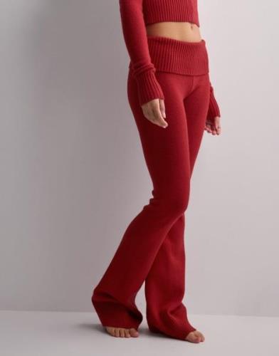 Nelly - Rød - Tight Rib Knit Pants